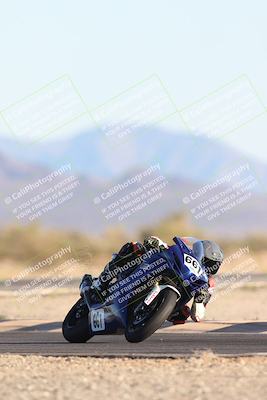 media/Dec-07-2025-CVMA (Sun) [[3e7d2de5dc]]/Race 16-Formula Middleweight/